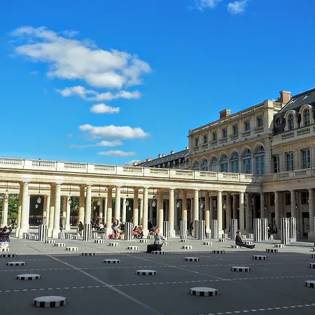 Bed & Breakfast Chambre D Hote : Louvre Elegant Apt Suite Paris