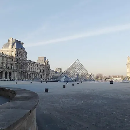 Bed & Breakfast Chambre D Hote : Louvre Elegant Apt Suite